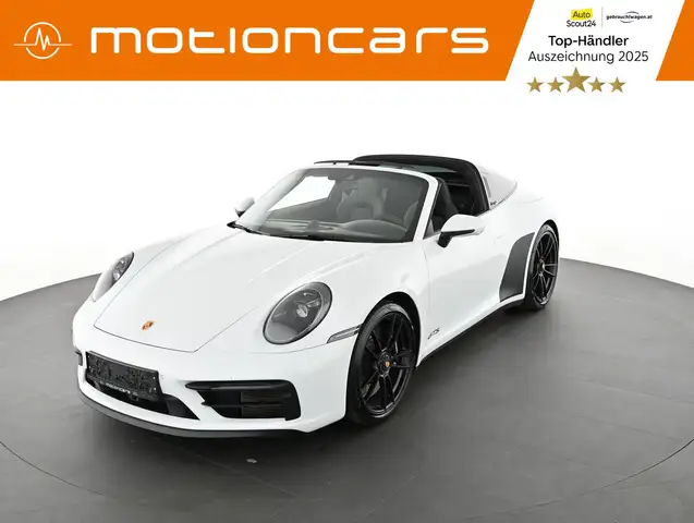 Porsche 992 911 Carrera 3.0 Targa 4 GTS