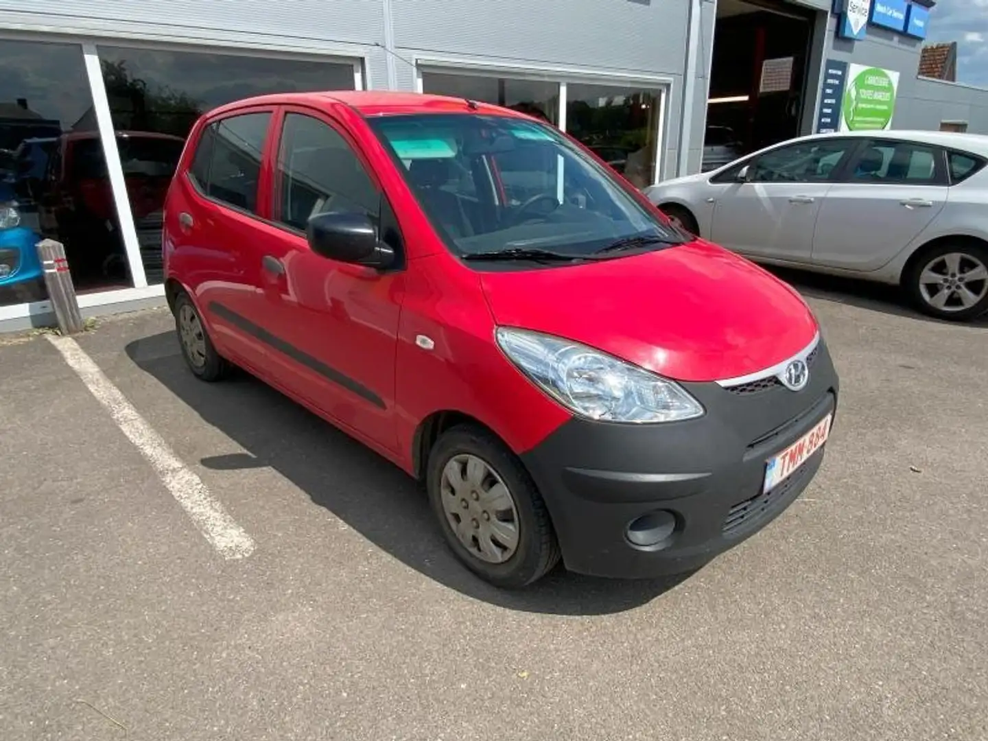 Hyundai i10 1.1i Prête à immatriculée Rouge - 2