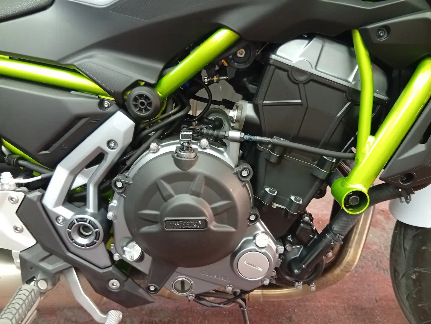 Kawasaki Z 650 RS Supersport Bianco - 2
