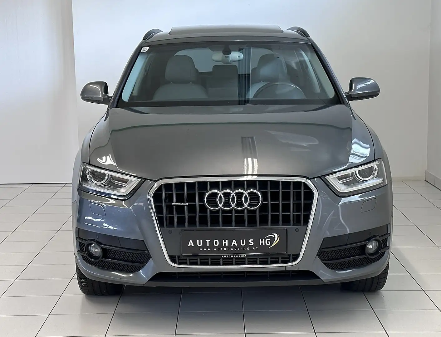 Audi Q3 2,0 TDI quattro S-tronic*PANO*XENON*LED*AMBIENT... Gris - 2