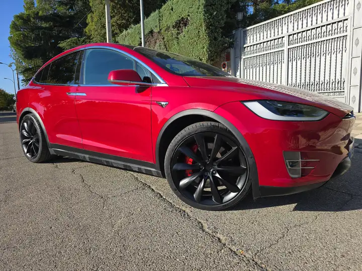 Tesla Model X Autonomía Estándar 4WD 2020