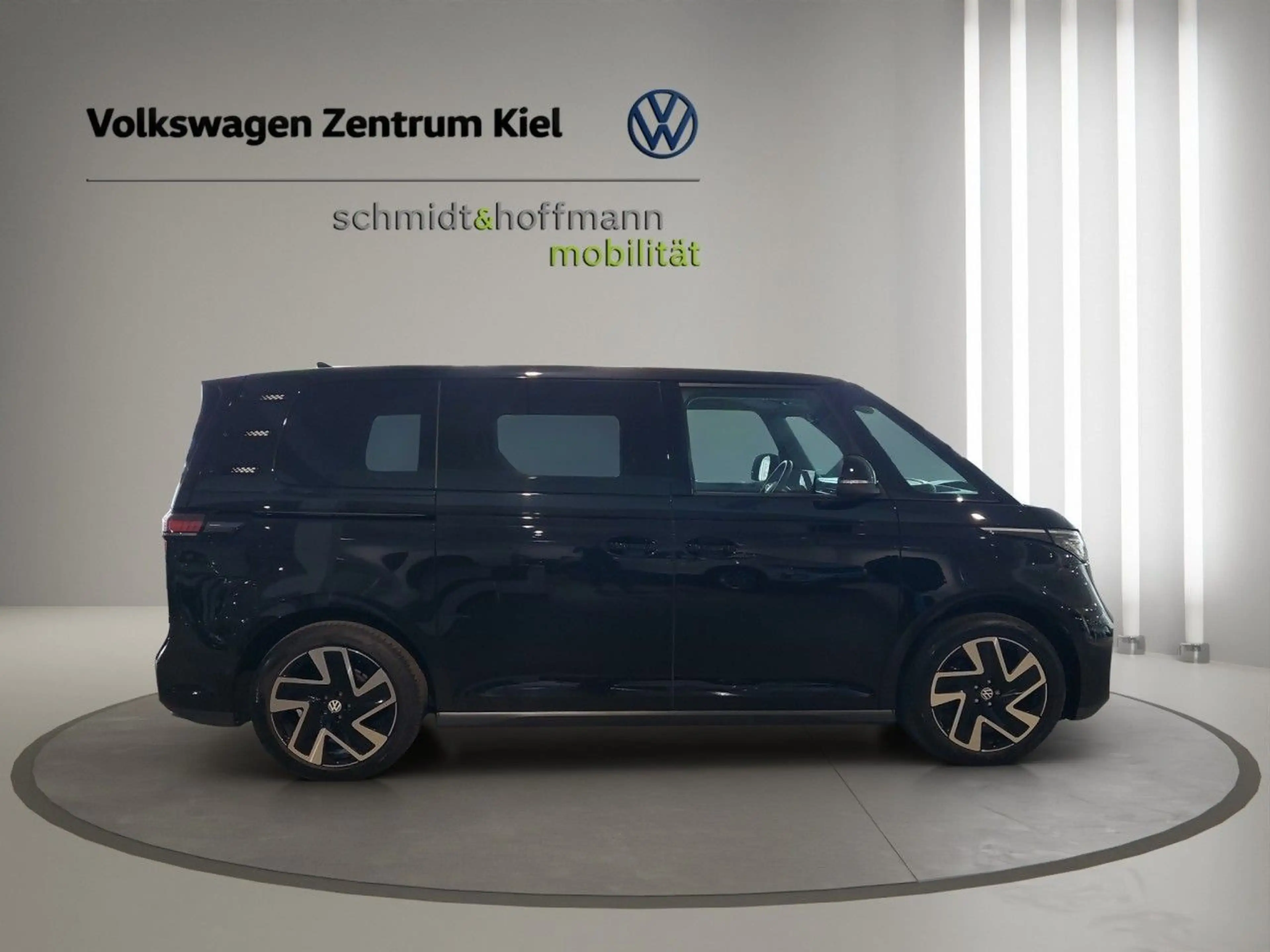 Volkswagen ID. Buzz ID.Buzz Pro KR — photo 8