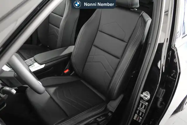 BMW Ix1 view 14