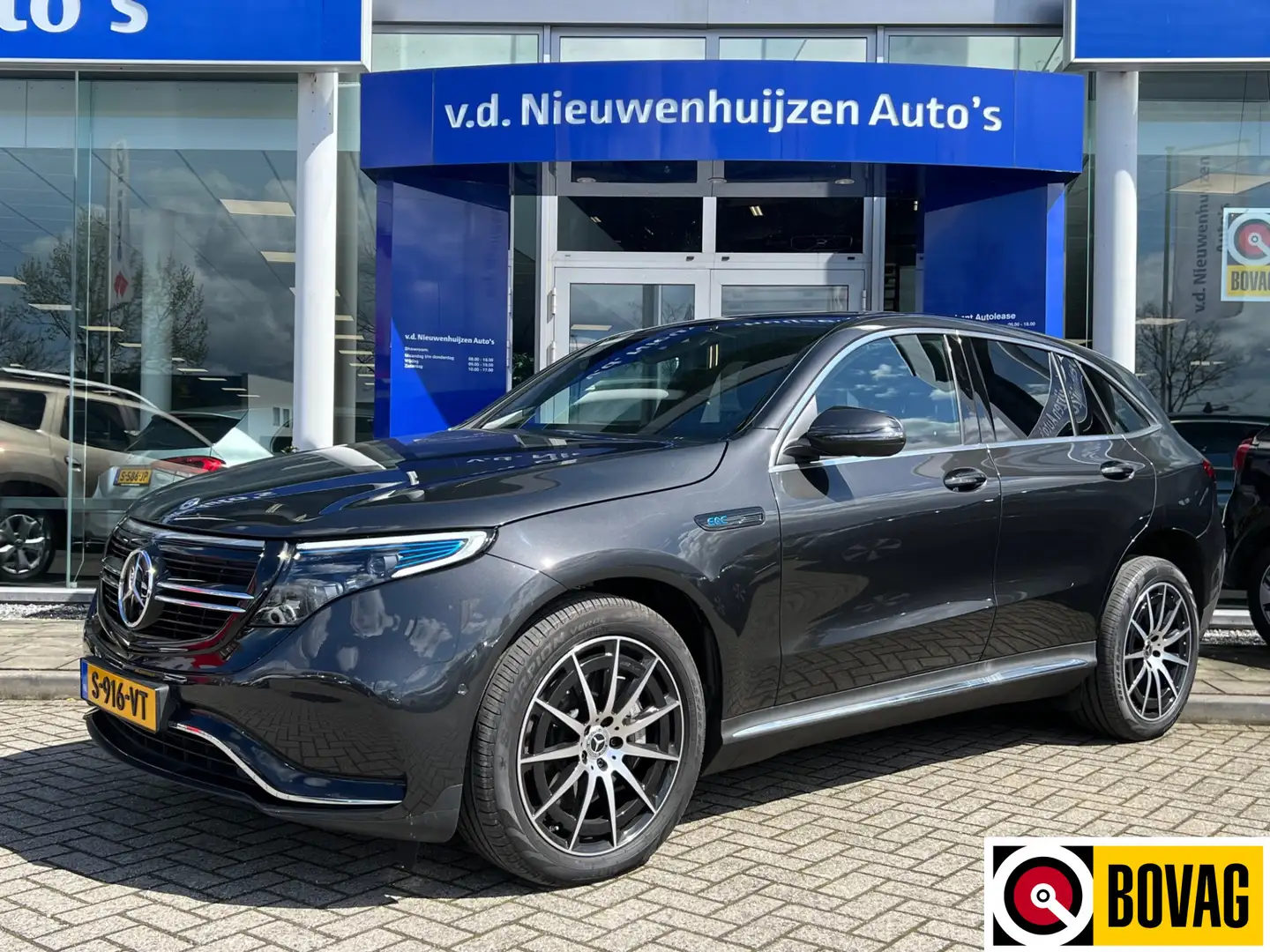 Mercedes-Benz EQC 400 4MATIC AMG Line 80 kWh | Multibeam LED | 360 Camer Gris - 1