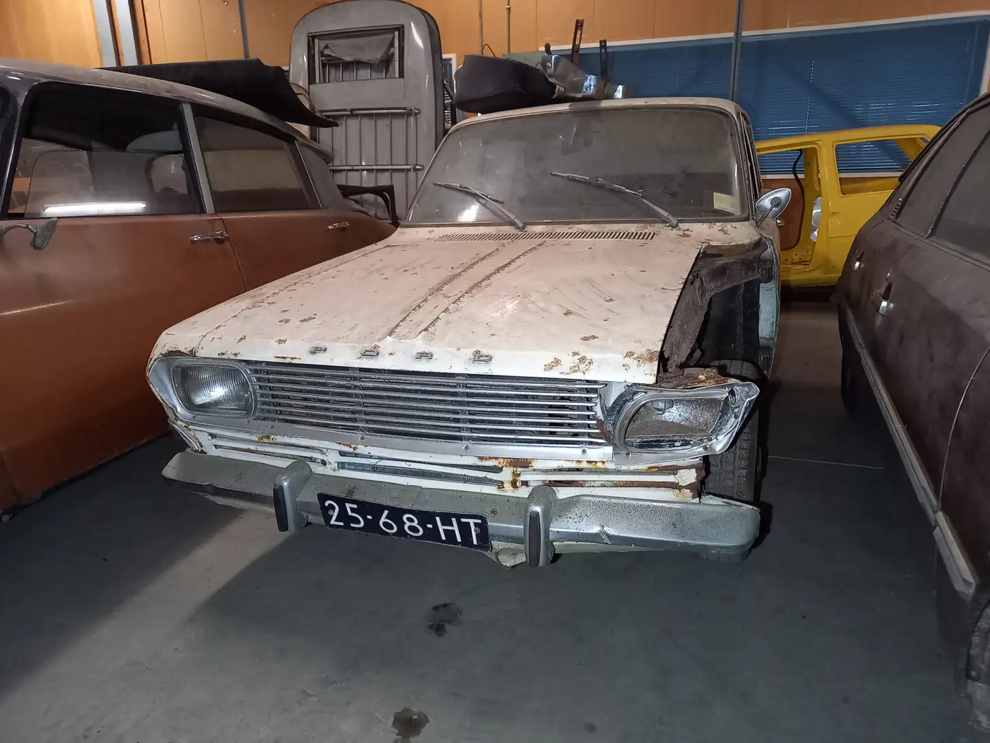 Ford Taunus 15M Blanc - 1