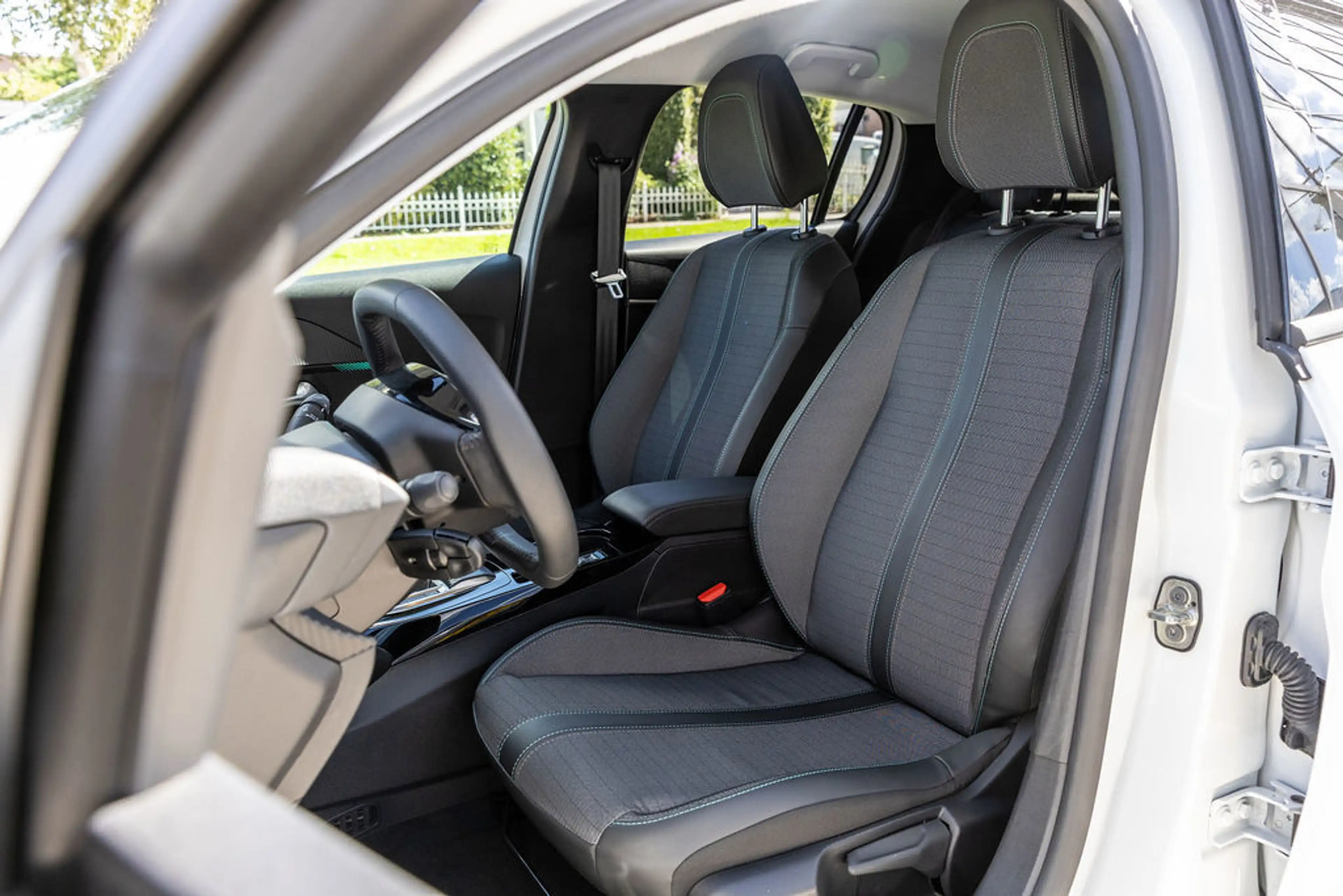 Peugeot e-208 EV Allure 50 kWh | Warmtepomp — photo 31