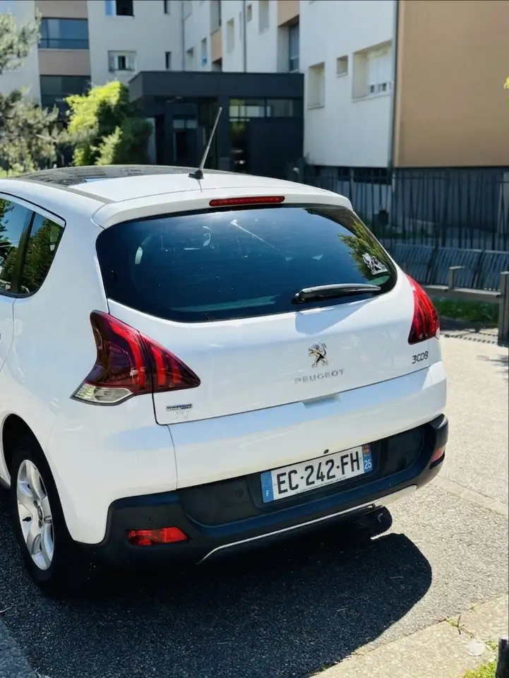 Peugeot 3008 BlueHDi 120 Stop \u0026 Start Active
