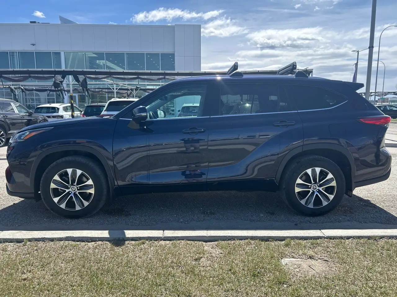 Toyota Highlander снимка Toyota Highlander