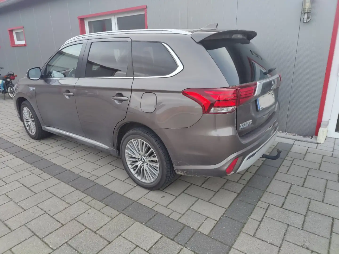 Mitsubishi Outlander Outlander 2.4 4WD Plug-In Hybrid Spirit - 2