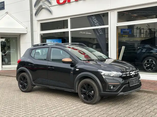 Dacia Sandero TCe90 CVT Stepway Extreme | Allwetter