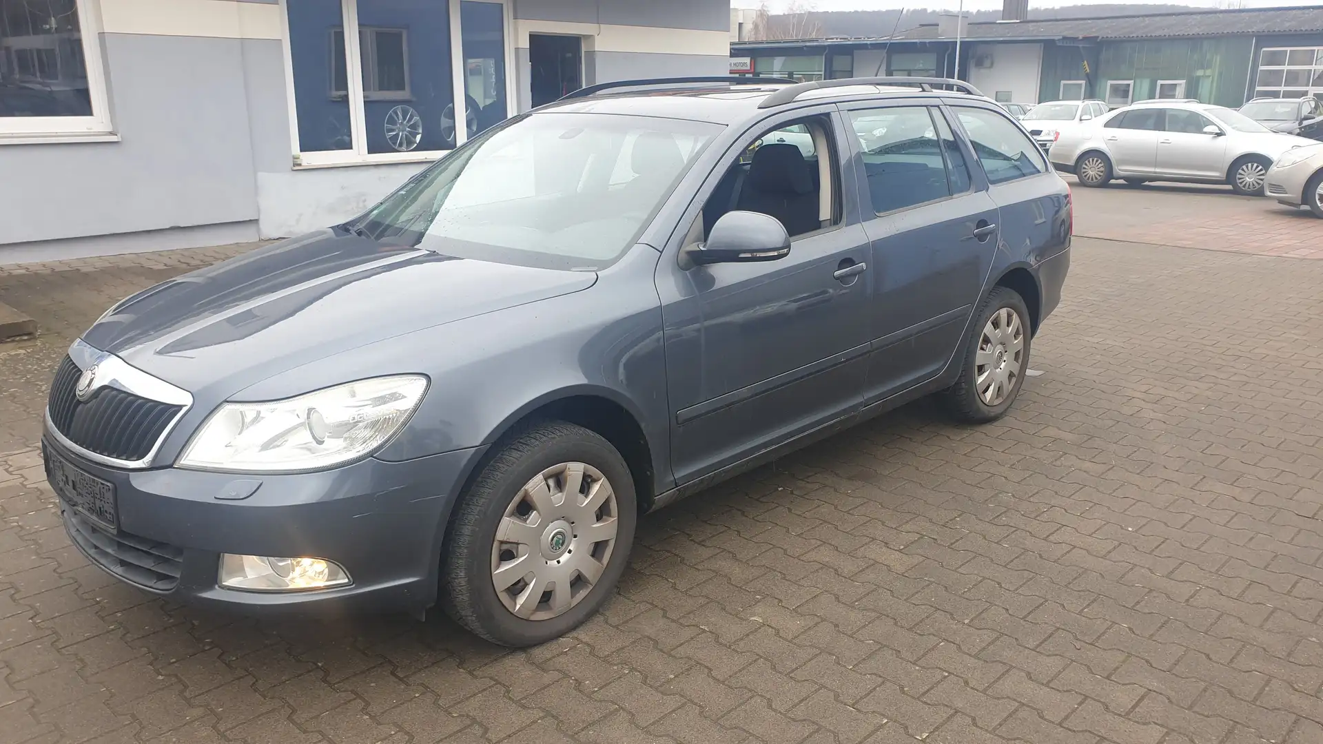 Skoda Octavia Elegance Grau - 2