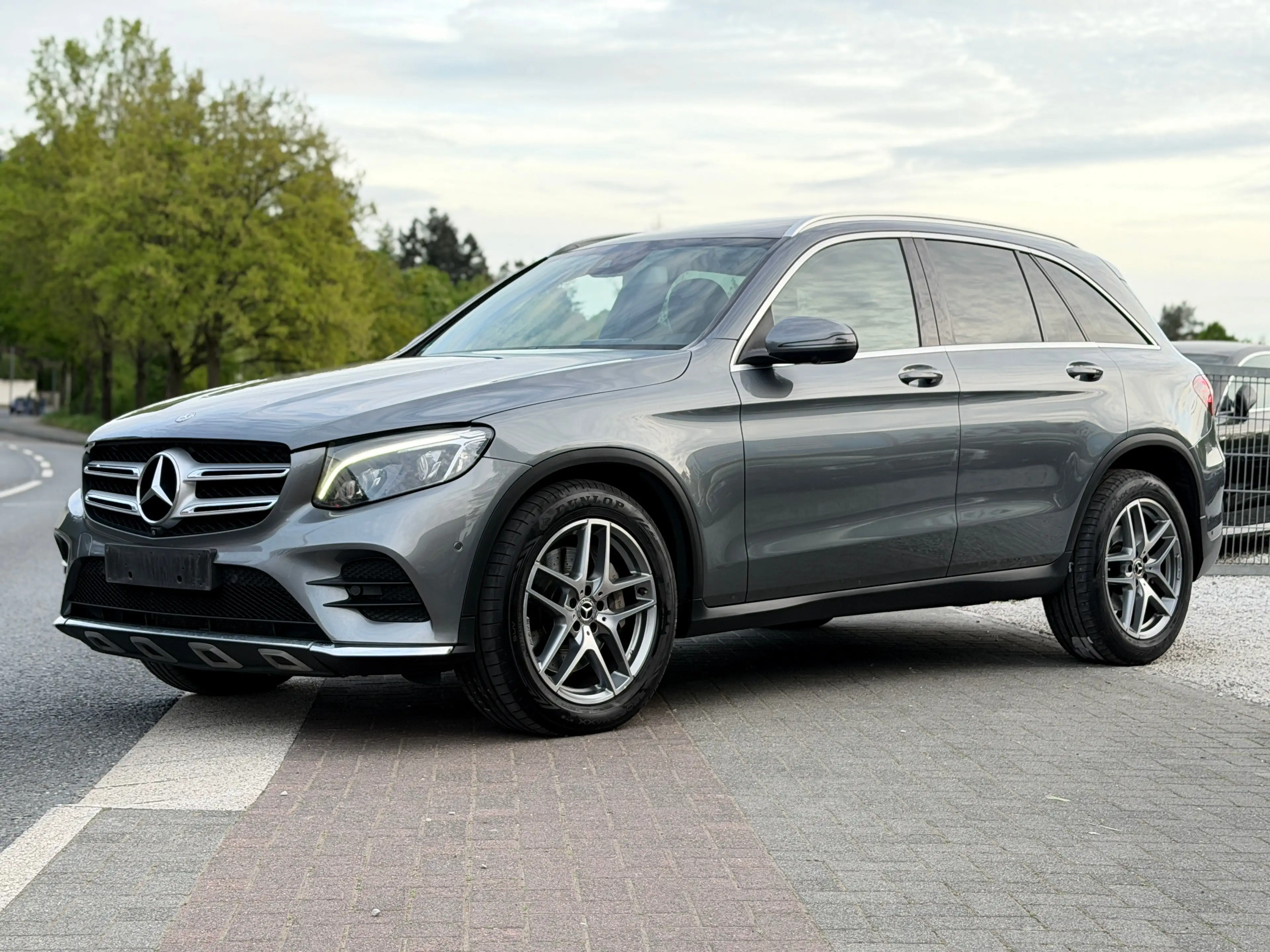 Mercedes-Benz GLC 350 GLC 350d 4Matic 3x AMG Line *Pano* 360°Kam AHK — photo 13