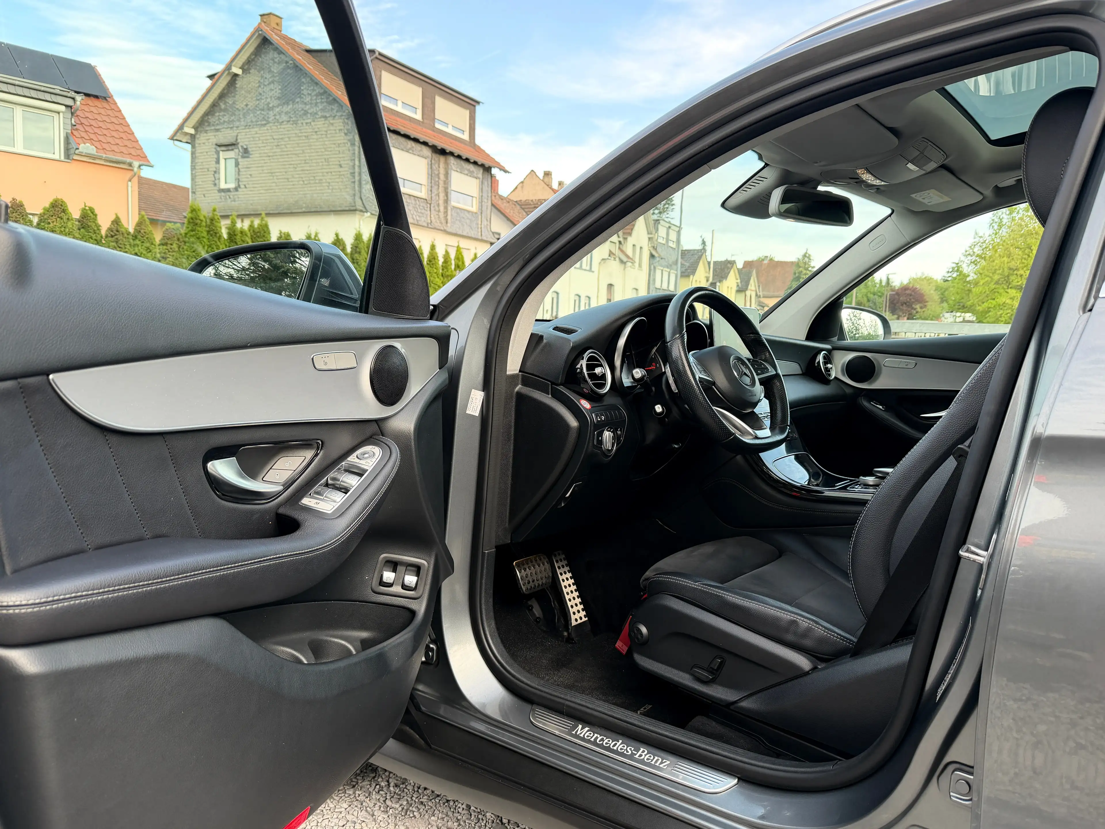 Mercedes-Benz GLC 350 GLC 350d 4Matic 3x AMG Line *Pano* 360°Kam AHK — photo 15