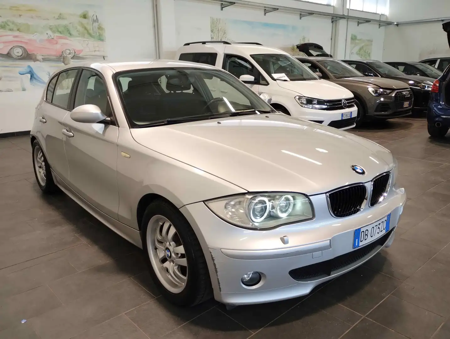 BMW 118 d 5 porte Attiva XENO  SEDILI SPORT OK NEO-PATENT Argento - 2