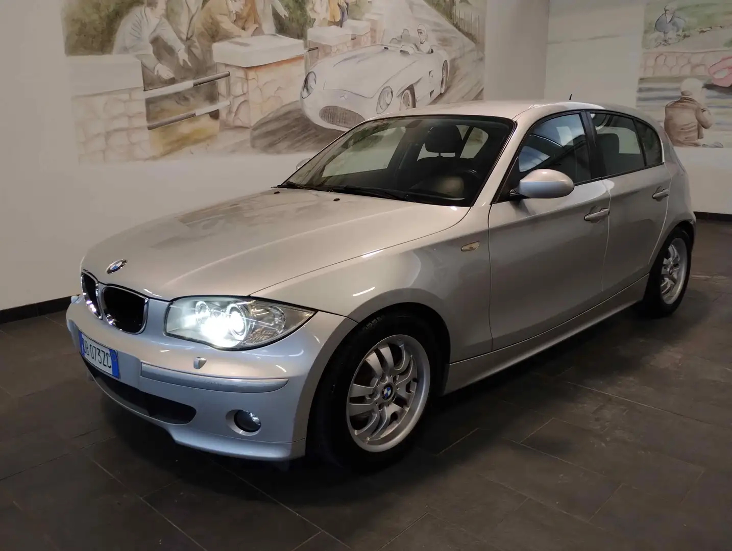 BMW 118 d 5 porte Attiva XENO  SEDILI SPORT OK NEO-PATENT Argento - 1