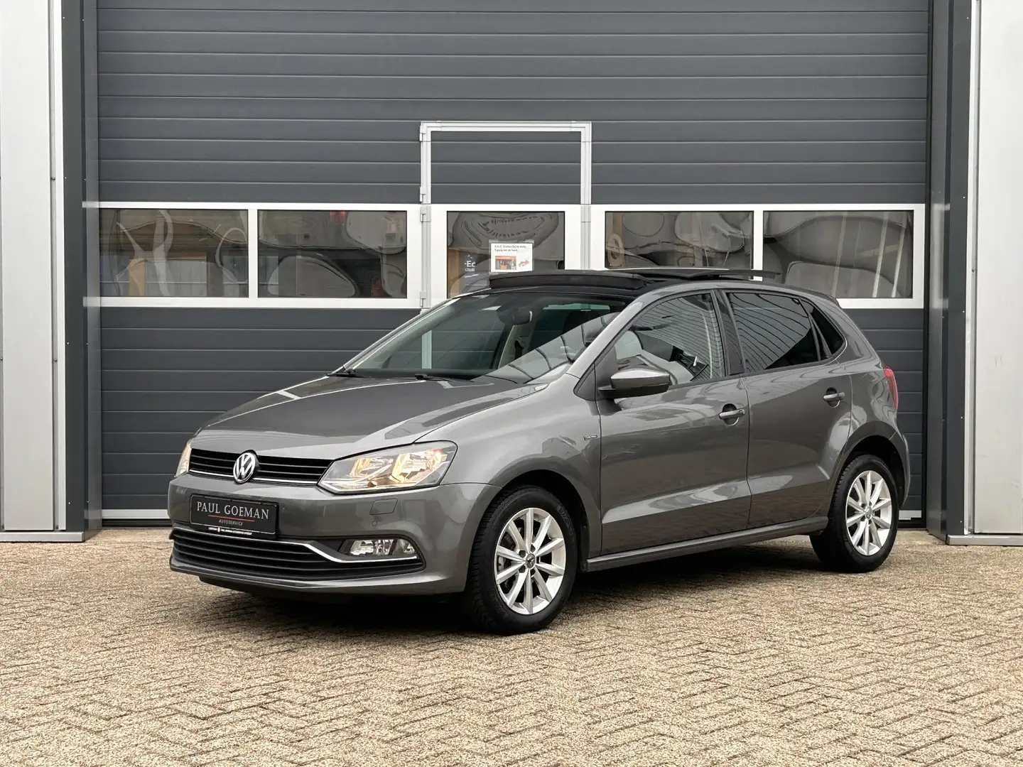 Volkswagen Polo 1.0 Lounge Edition | Pano | Stoel verwarming | Cli Grigio - 2