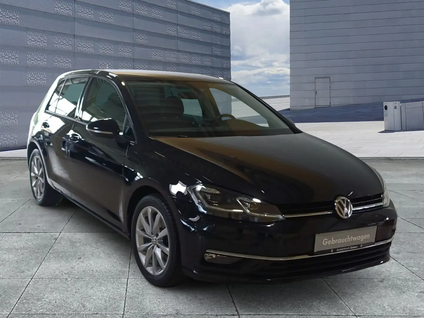 Volkswagen Golf VII 1.4 TSI Highline BMT DSG+USB+DWA+LWS+RS Klima Schwarz - 2