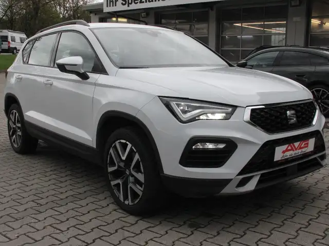 SEAT Ateca STYLE DSG 150PS FULL-LED AdaptivTemp CAM NAV