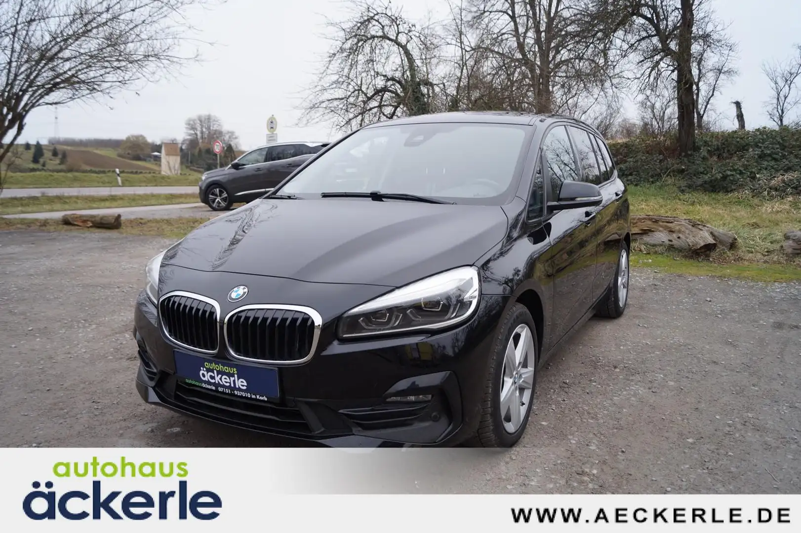BMW 218 d Sport Line Negru - 1