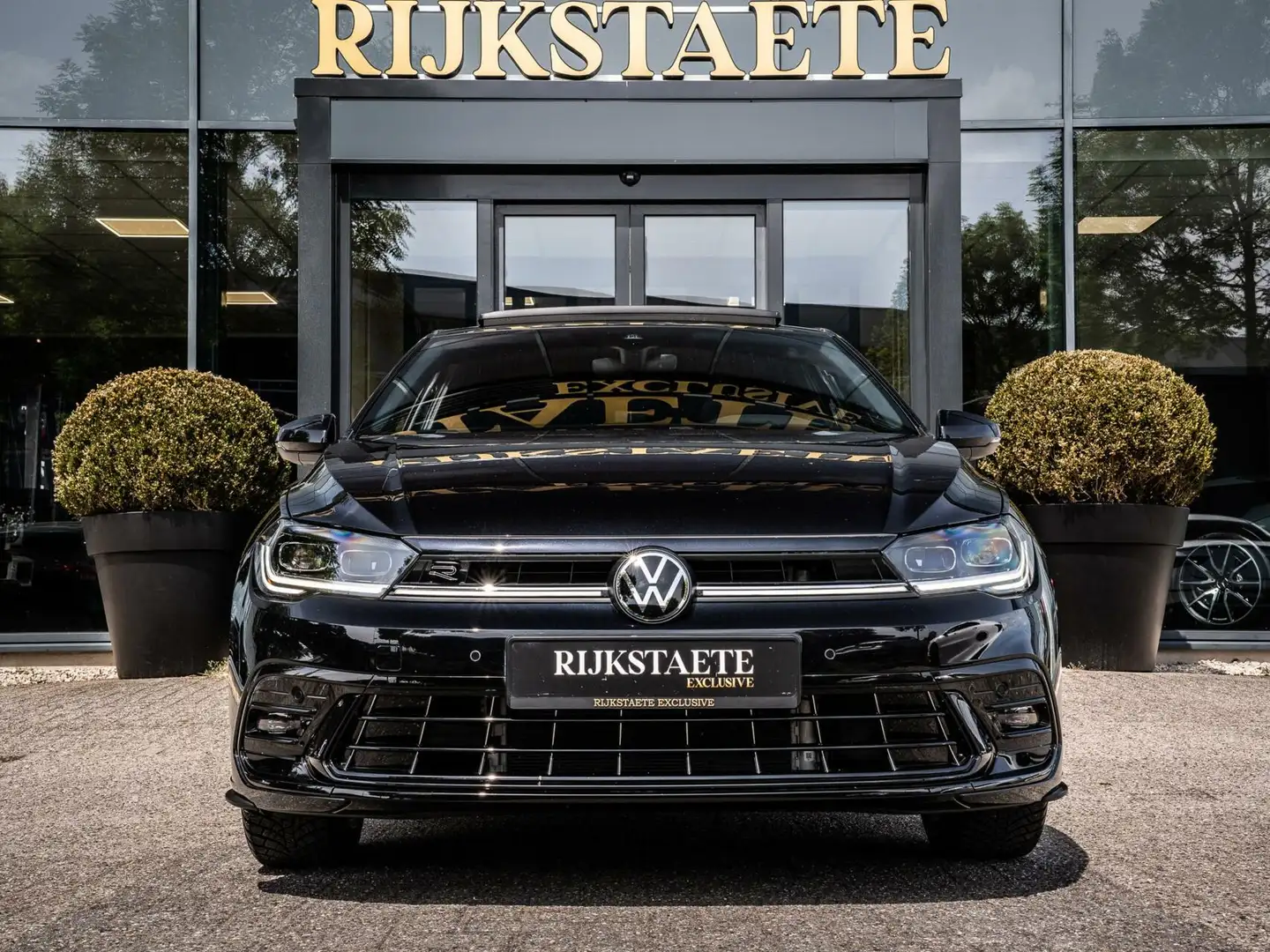 Volkswagen Polo 1.0 TSI R-Line|PANO|BEATS|ACC|CARPLAY|CAMERA Schwarz - 2