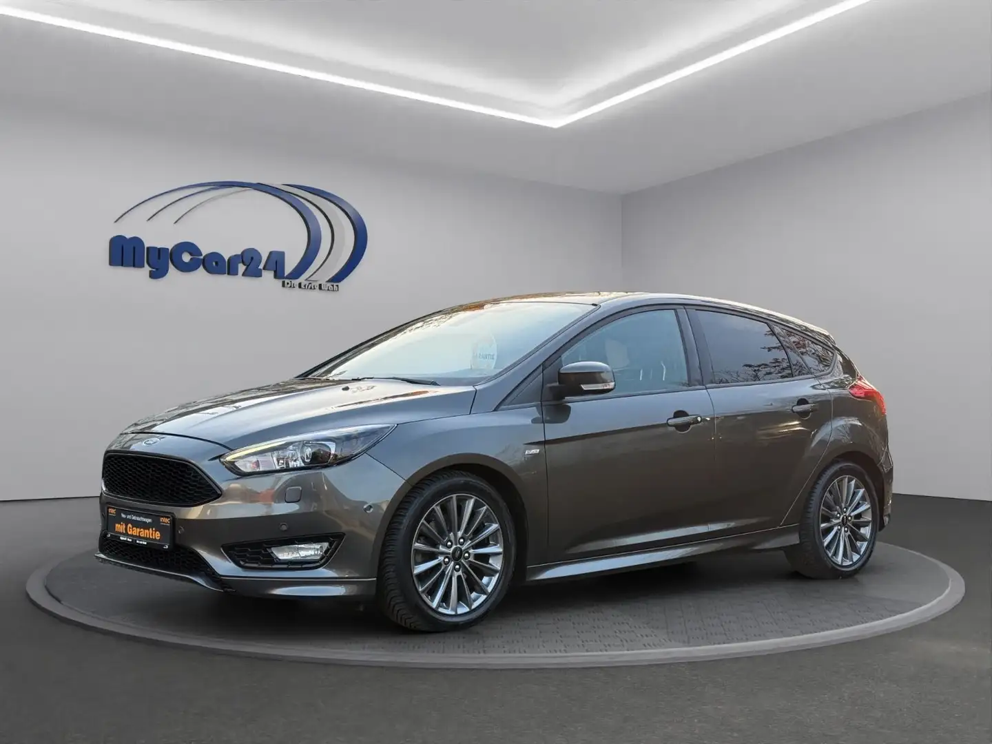 Ford Focus 1.5 Lim. ST-LineI Autom.INaviISZHIGarantie Gris - 1