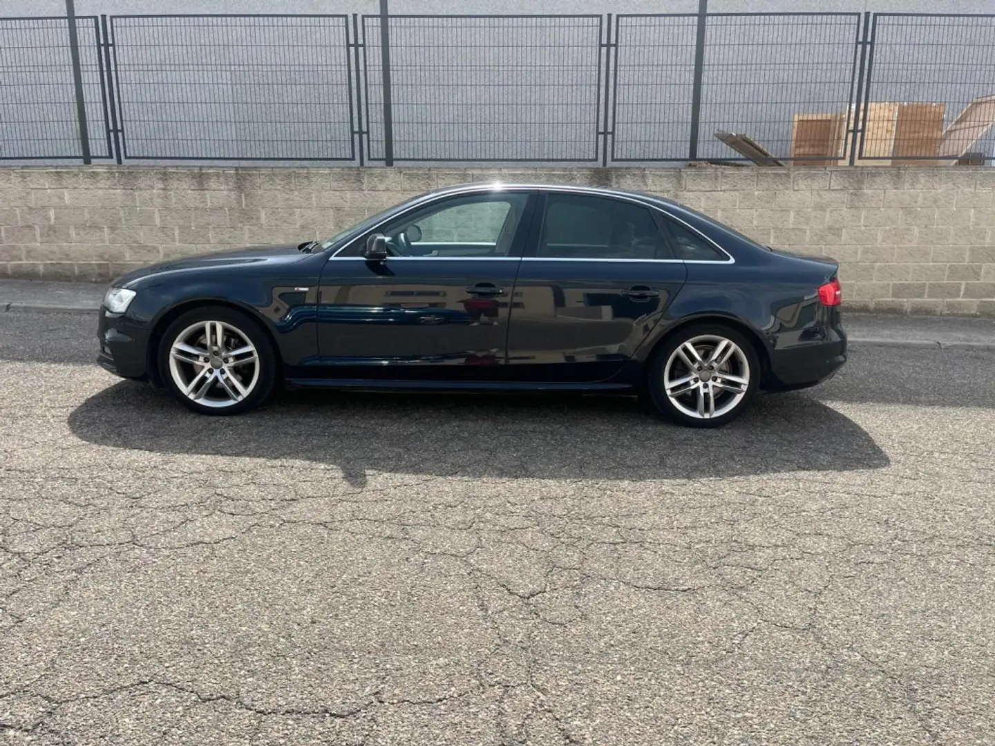 Audi A4 2.0TDI DPF quattro S-Tronic 177 Azul - 2