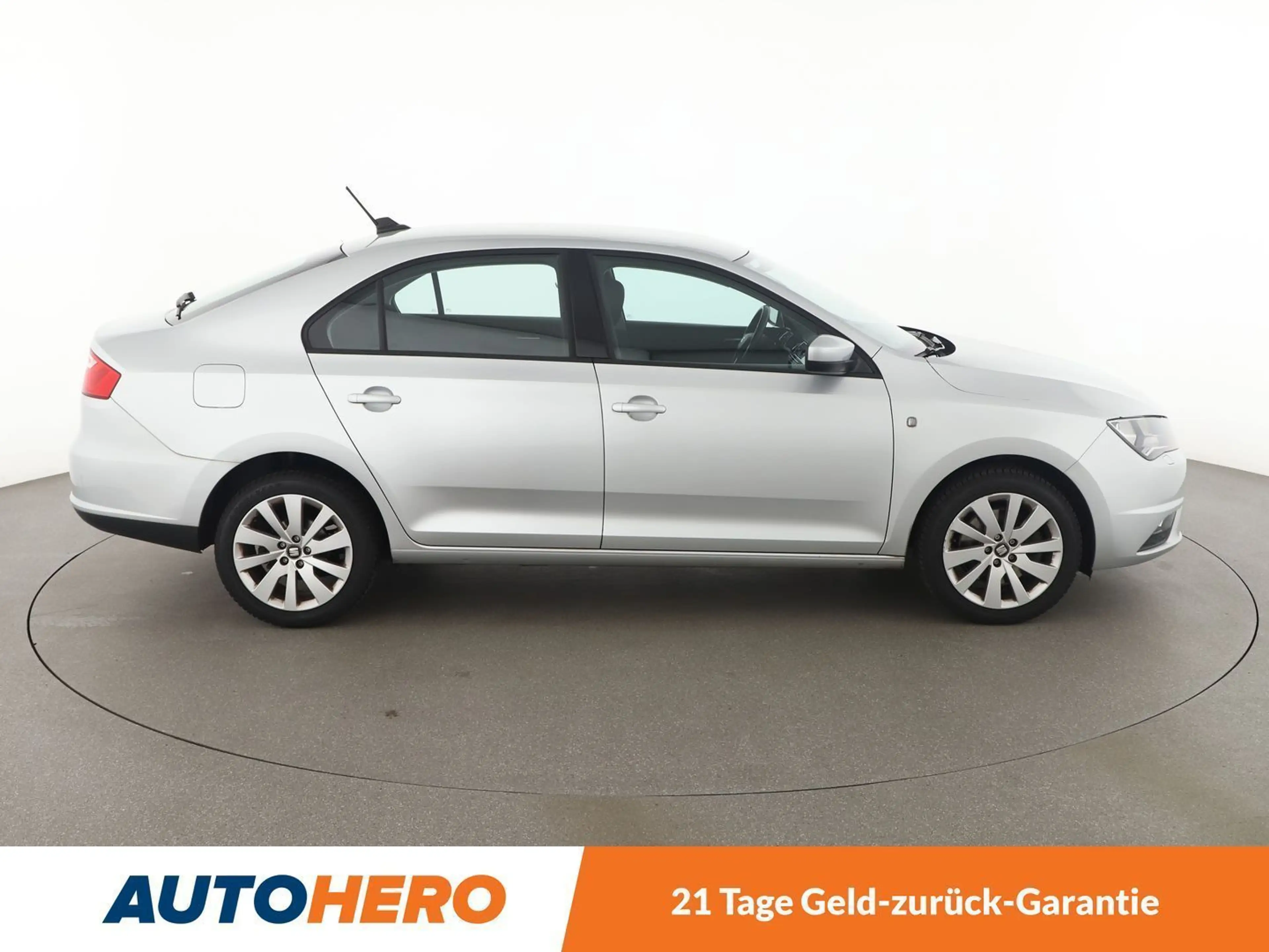 SEAT Toledo 1.2 TSI Style 4You*NAVI*PDC*SHZ*TEMPO*KLIMA* — photo 7