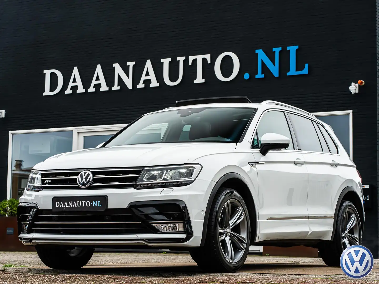 Volkswagen Tiguan 2.0 TSI 4Motion Highline 2x R Line Pano Camera Blanco - 1