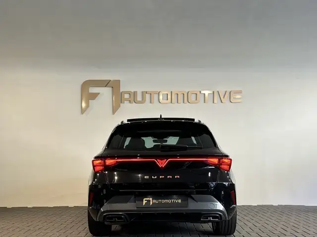 CUPRA Leon view 12