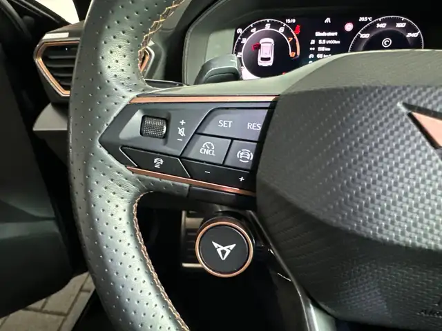 CUPRA Leon view 9