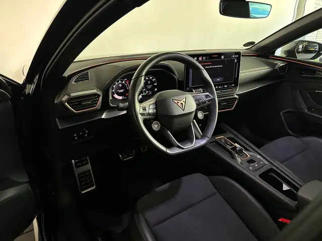 CUPRA Leon view 3