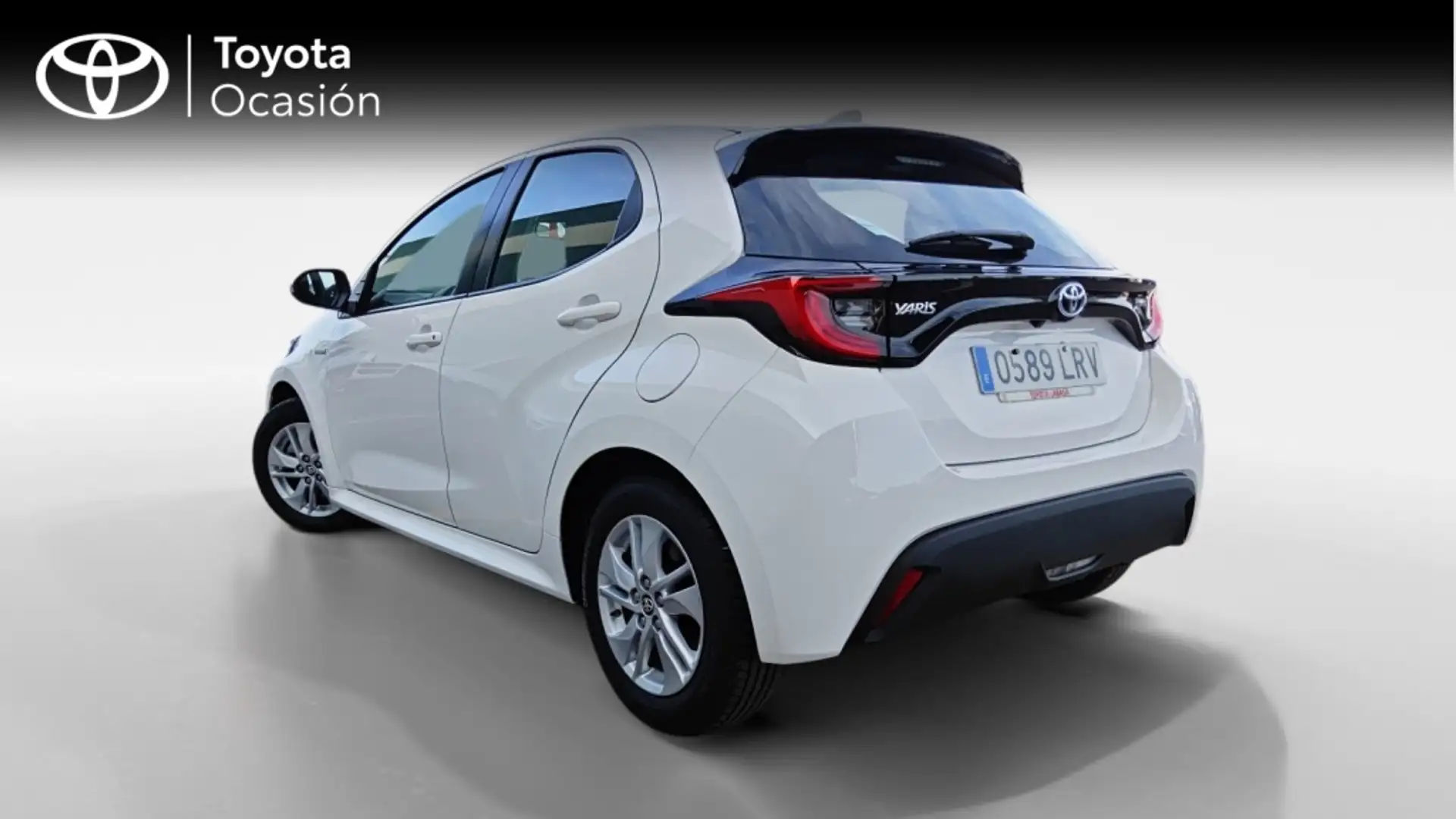 Toyota Yaris BERLINA CON PORTON 1.5 VVT-I HYBRID ACTIVE TECH 11 Blanc - 2