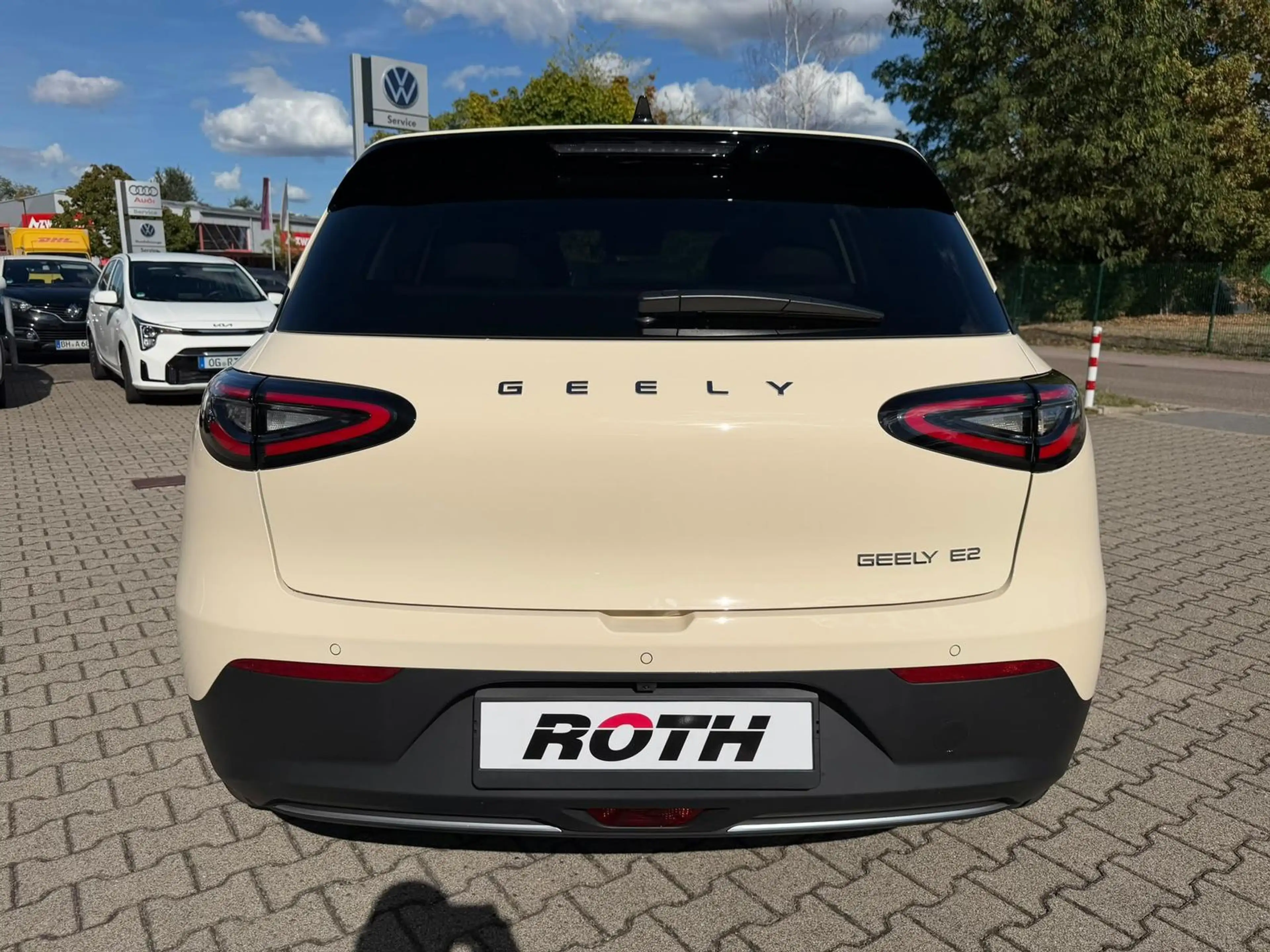 Geely Others 35,35 kwh Pro *LED*Kamera*ACC*Navi*PDC* — photo 6