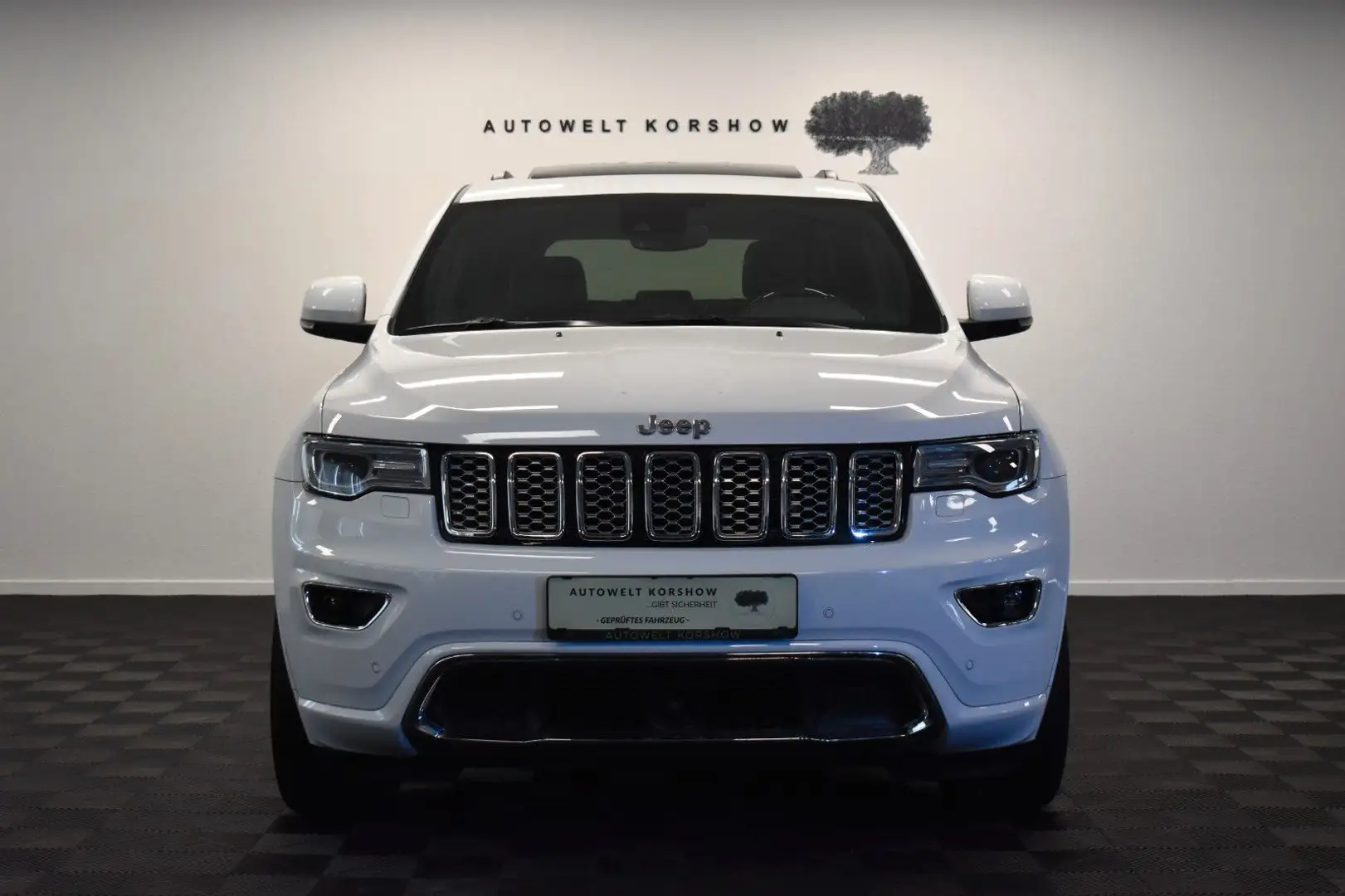 Jeep Grand Cherokee Overland*PANO*KAM *AHK*SITZLUFT Weiß - 2