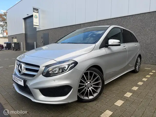 Mercedes-Benz B 180 CDI AMG Line Xenon Camera Nette staat