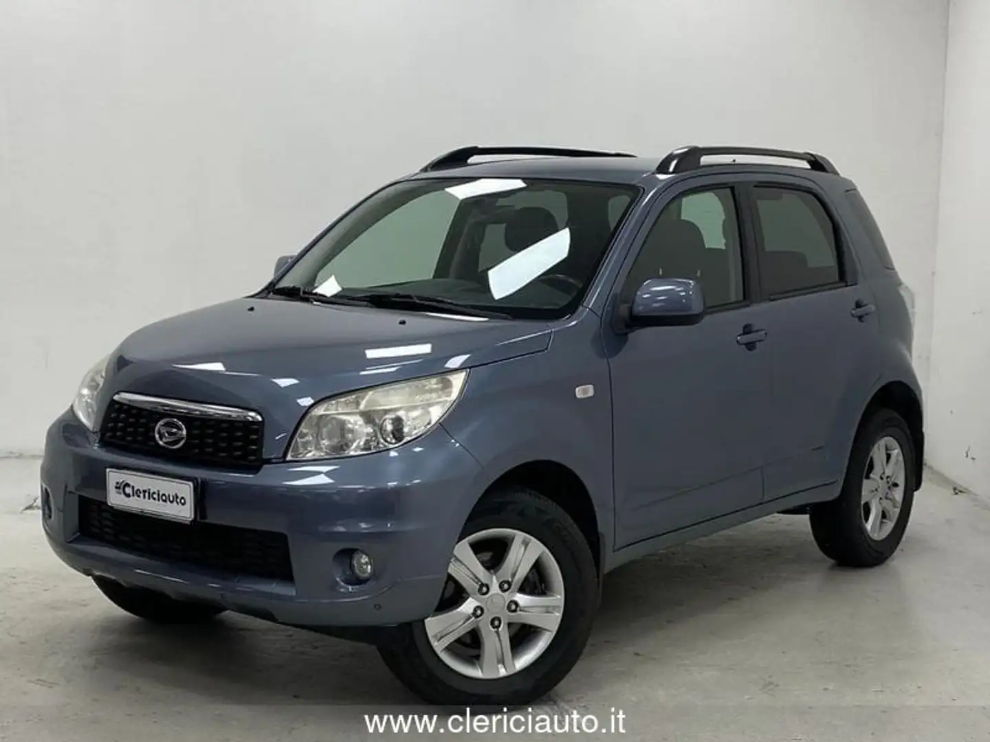 Daihatsu Terios 1.5 4WD Hiro A/T Šedá - 1