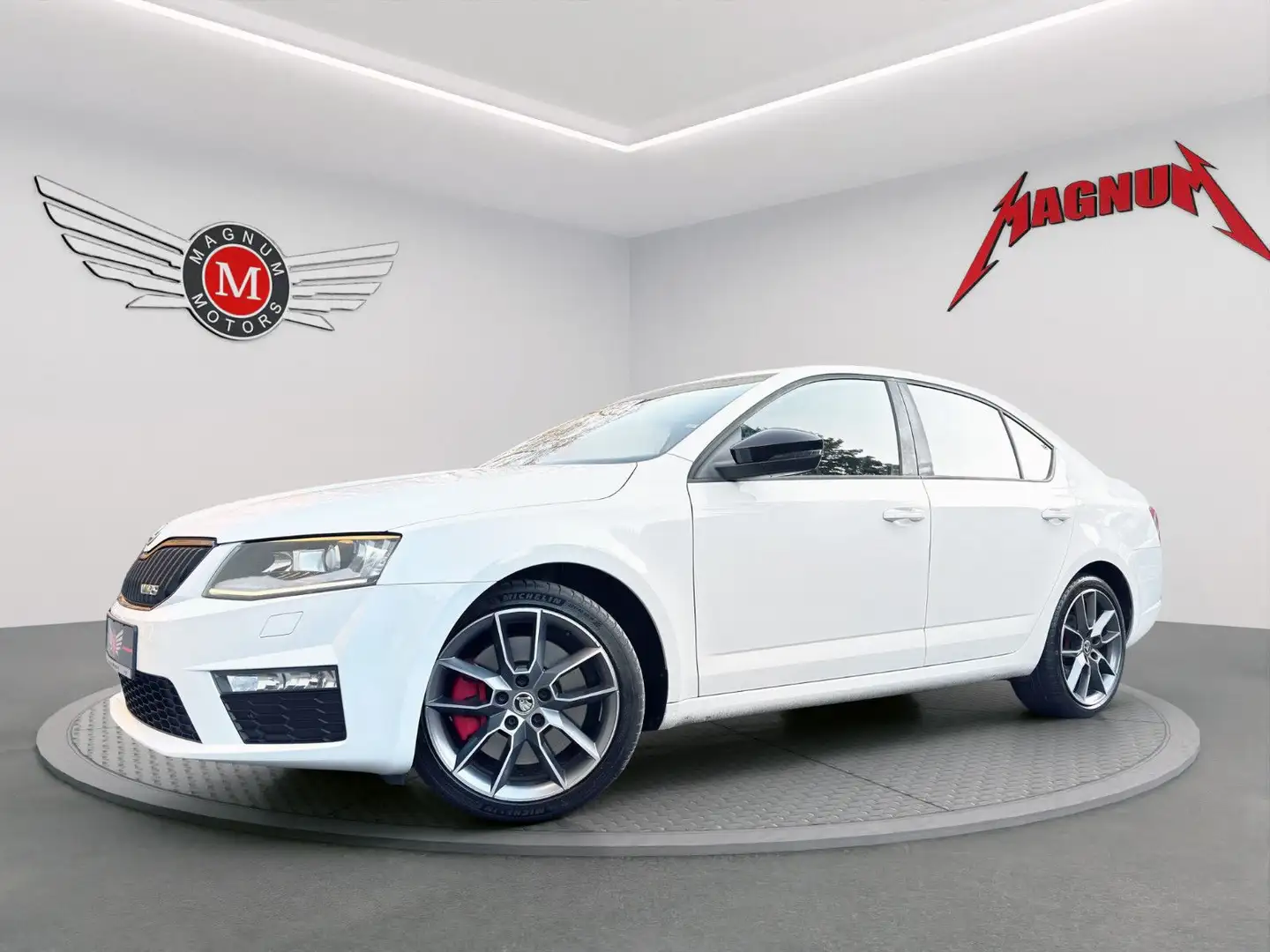 Skoda Octavia OCTAVIA 2.0 TSi RS *Klimaaut.*Leder*Bei-Xenon* Weiß - 2