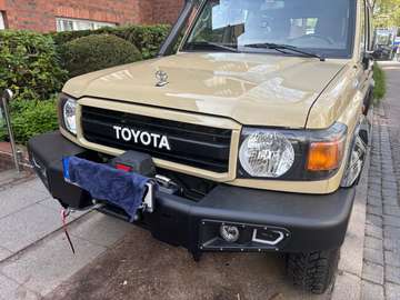 GRJ 76 VX 70th Anniversary