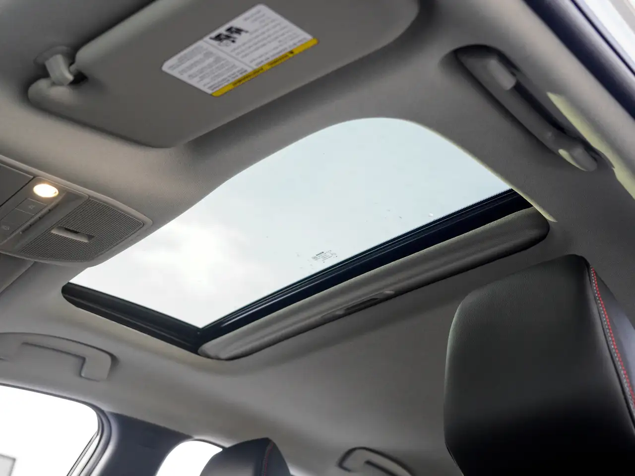 Nissan Sentra снимка Nissan Sentra
