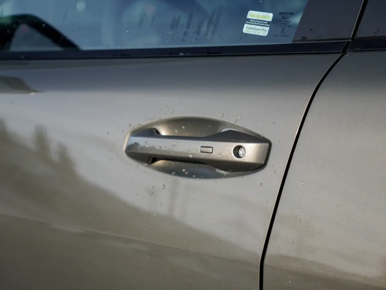 Nissan Sentra снимка Nissan Sentra