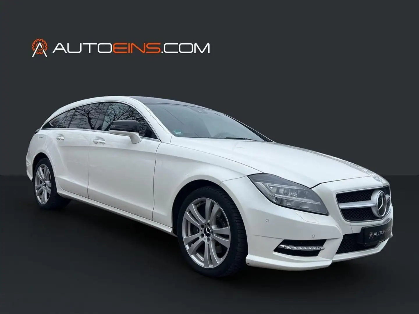 Mercedes-Benz CLS 350 CDI*AMG-Line*Keyless*Harman*LED*Kamera* Weiß - 1
