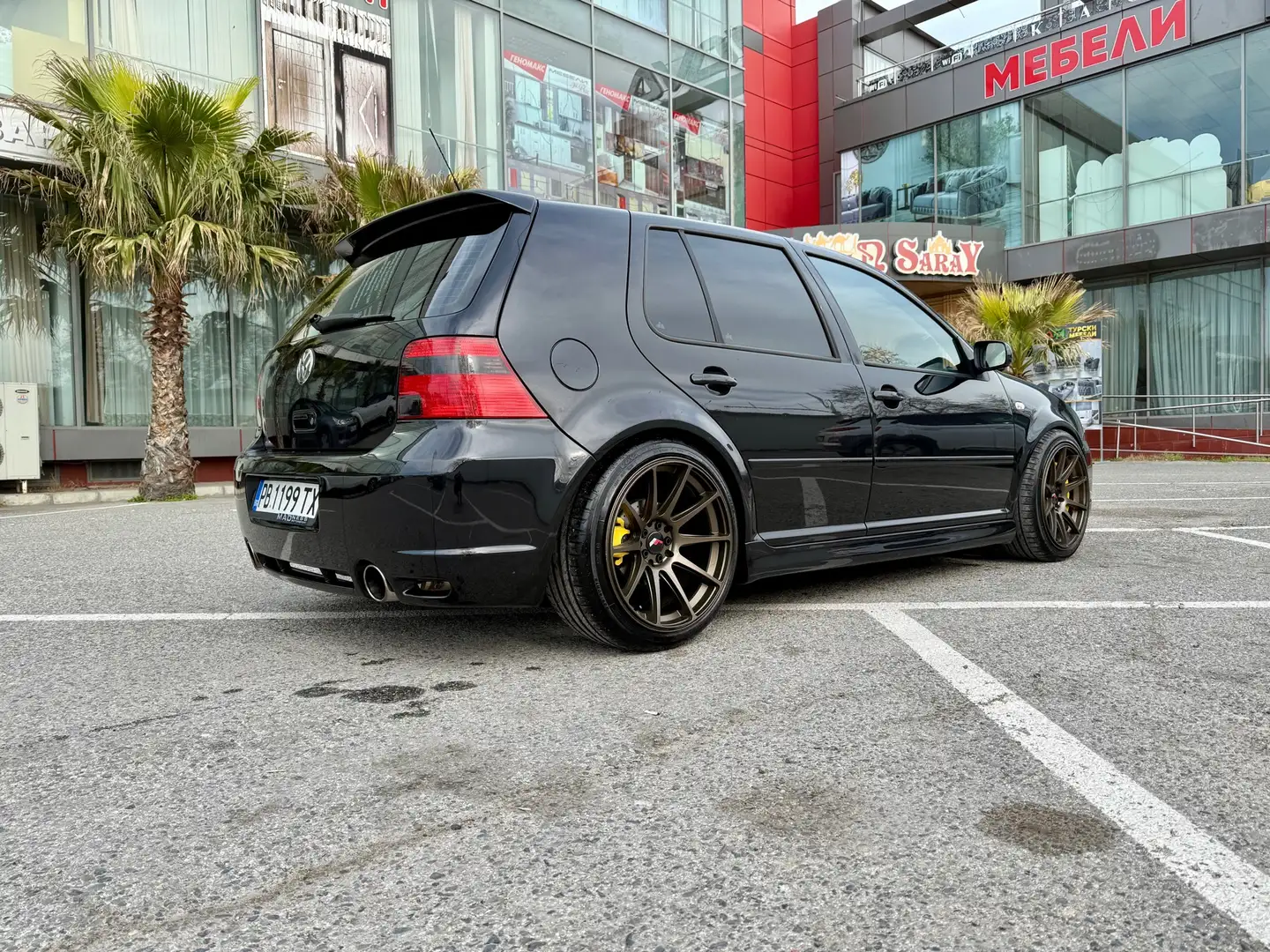 Volkswagen Golf 1.8 Turbo Highline - 2