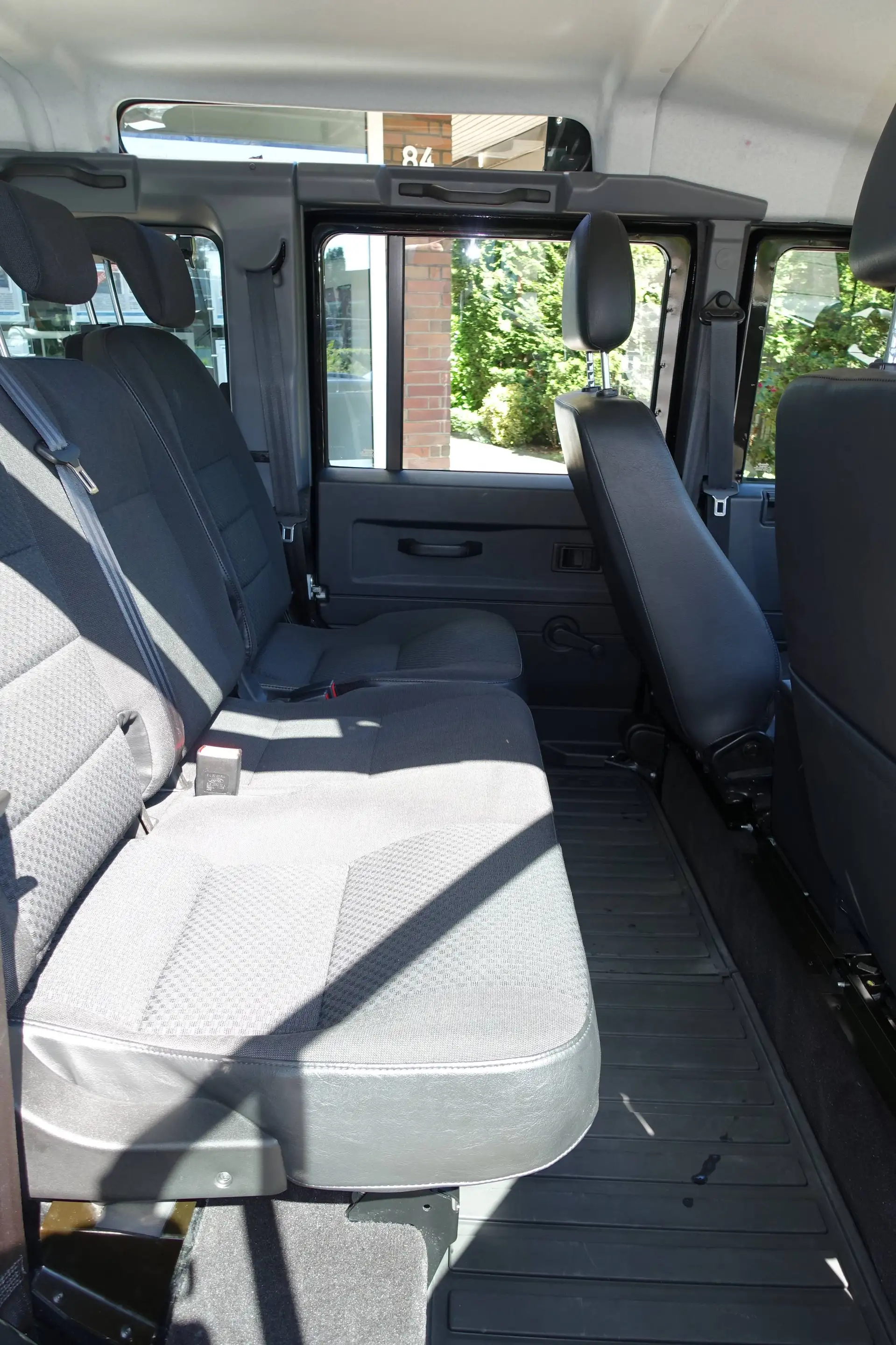 Land Rover Defender 110 E Station W. TD4 UNIKAT ORIGINAL *7.500KM !!! — photo 12