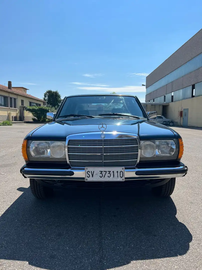 Mercedes-Benz E 230 (124) Bleu - 1