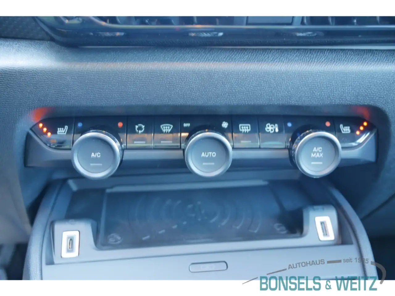 Citroen C4 HYBRID 145 DOPPELKUPPLUNG 6-GANG MAX El. Panodach 12