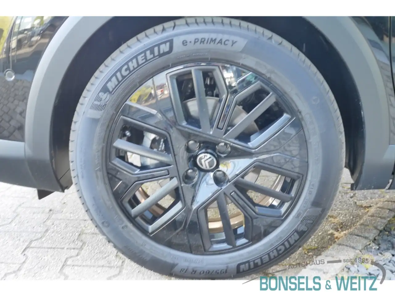 Citroen C4 HYBRID 145 DOPPELKUPPLUNG 6-GANG MAX El. Panodach 21