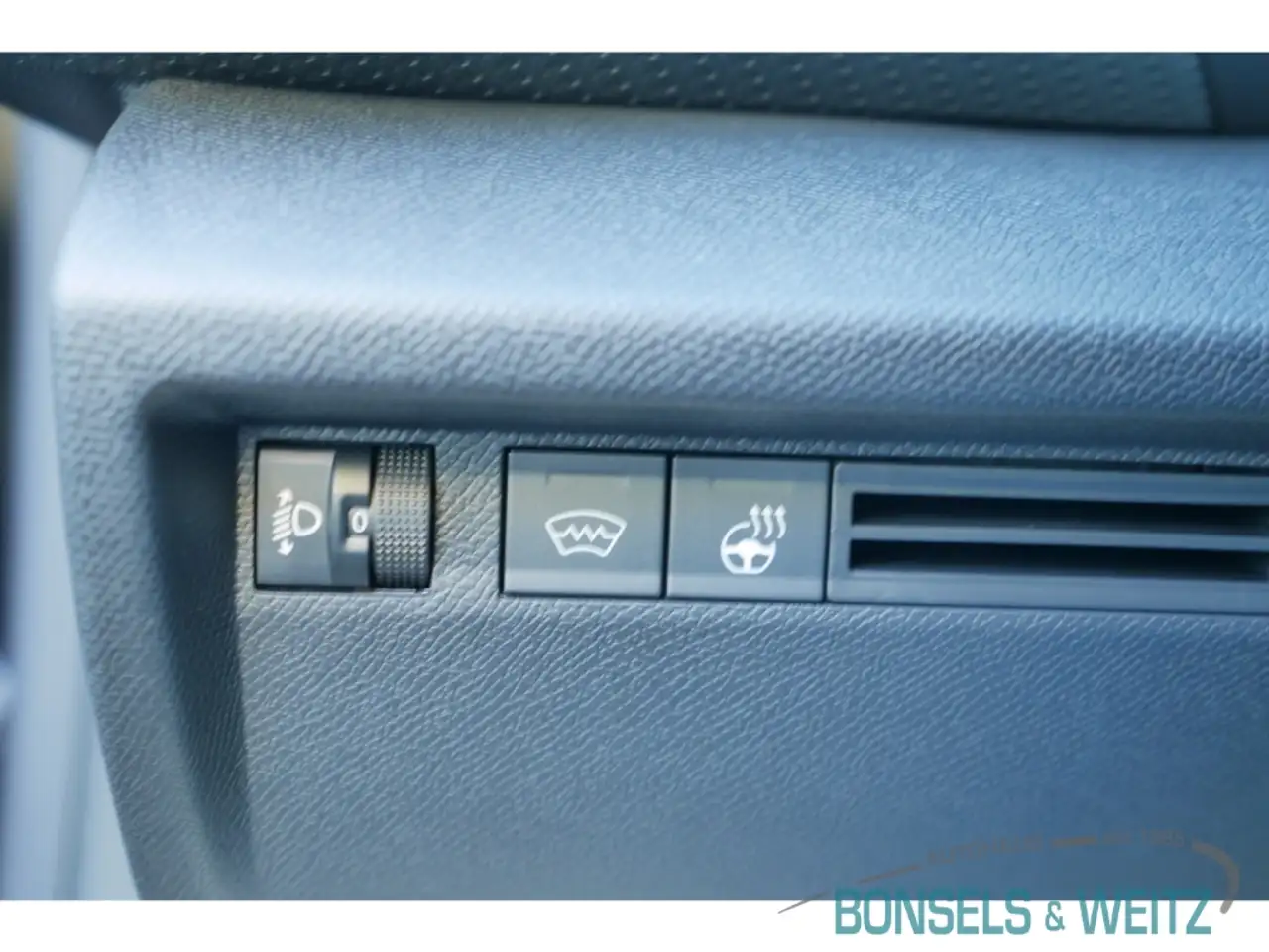 Citroen C4 HYBRID 145 DOPPELKUPPLUNG 6-GANG MAX El. Panodach 15