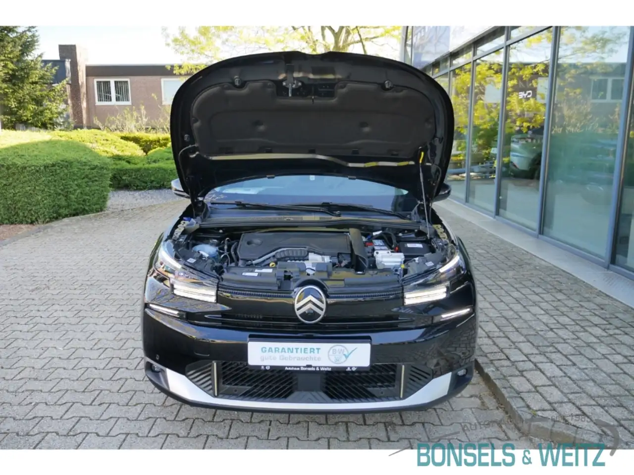 Citroen C4 HYBRID 145 DOPPELKUPPLUNG 6-GANG MAX El. Panodach 19
