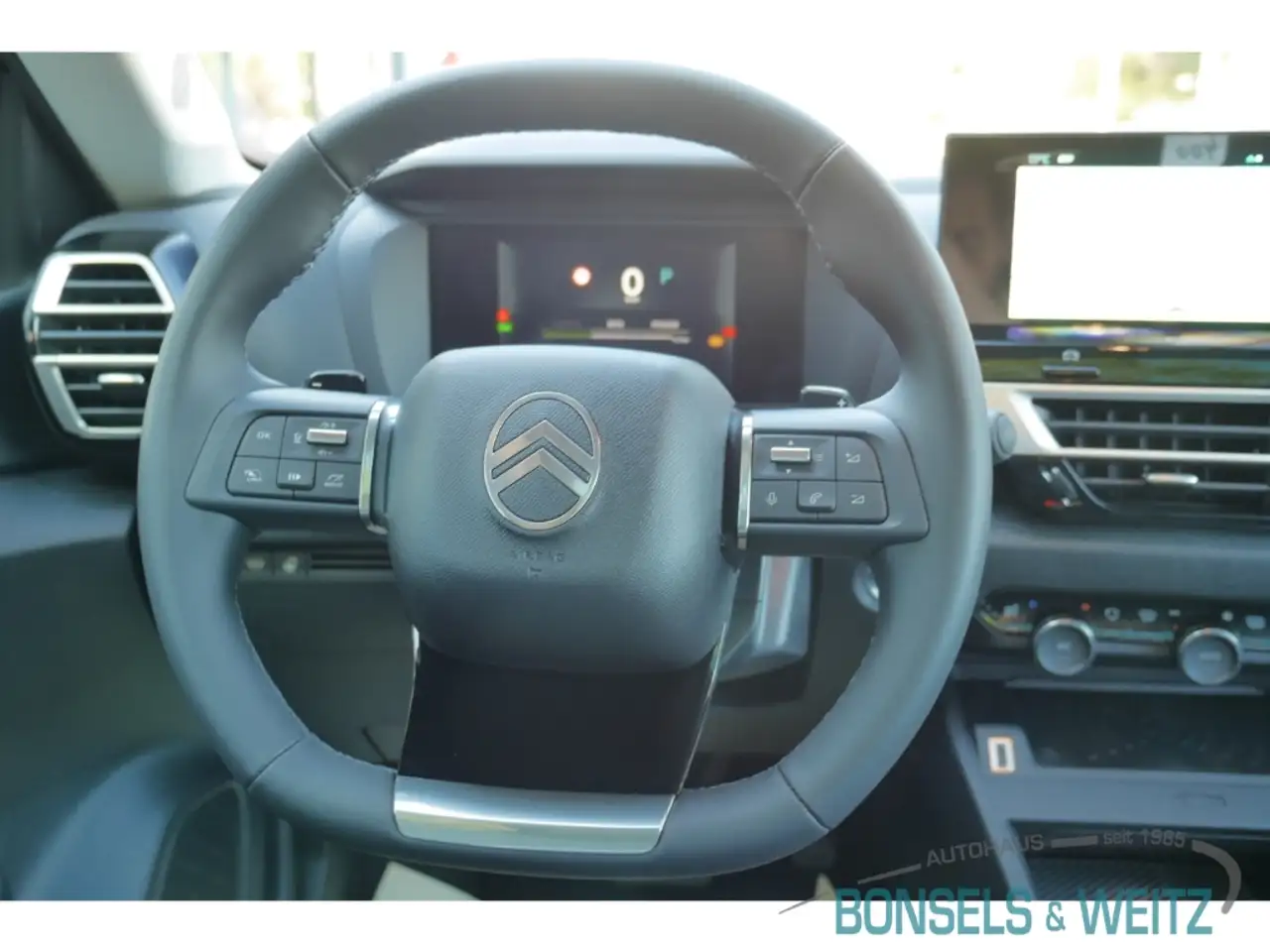Citroen C4 HYBRID 145 DOPPELKUPPLUNG 6-GANG MAX El. Panodach 10