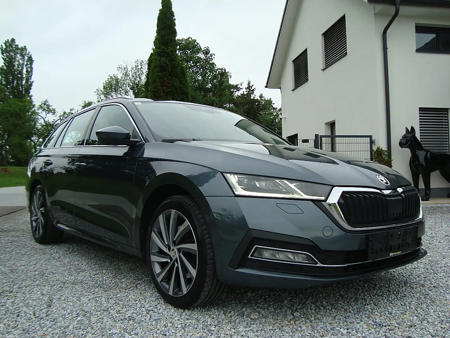 Skoda Octavia Combi Style IV DSG LED-Matrix 18-Zoll 1-Hand !! Grau - 1